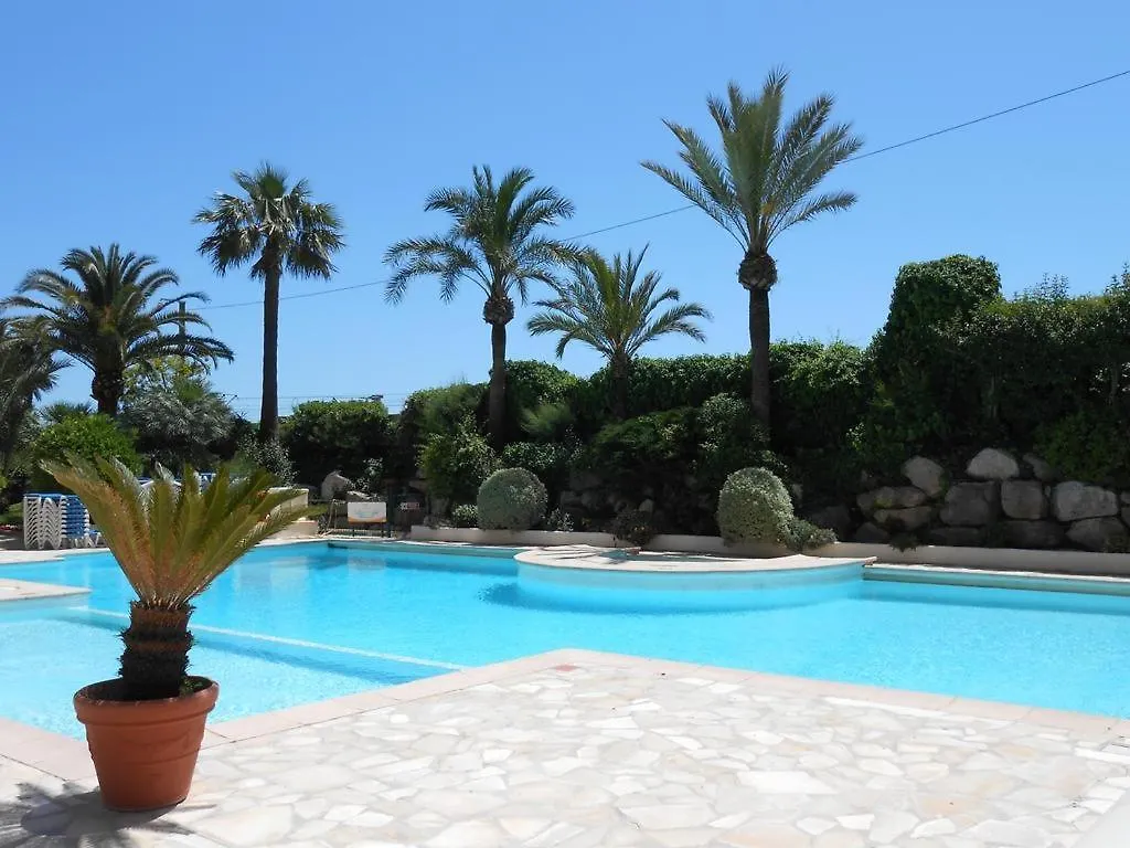 #Cannes Boccacabana Beach, Seafront, In Resid Pierre&Vacances Classe 3 Stars דירה